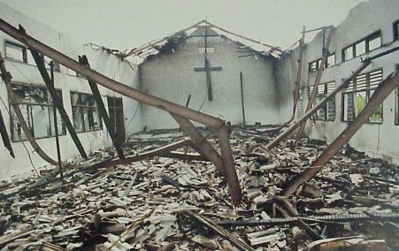 http://www.asianews.it/news-en/Threats-against-Christian-churches:-return-of-strategy-of-tension-even-in-Sulawesi-22695.html