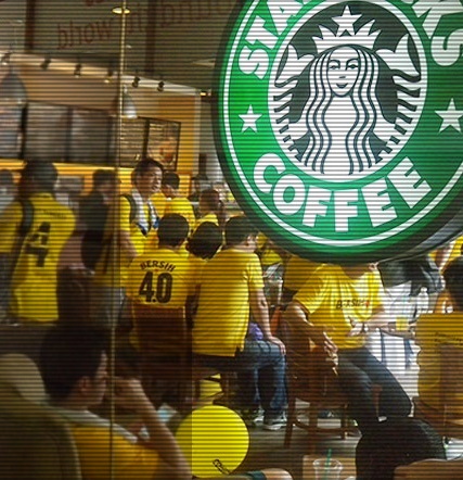 Bersih 4 Starbucks lines